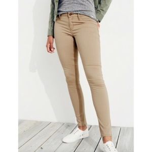 Stretch low rise super skinny jeans